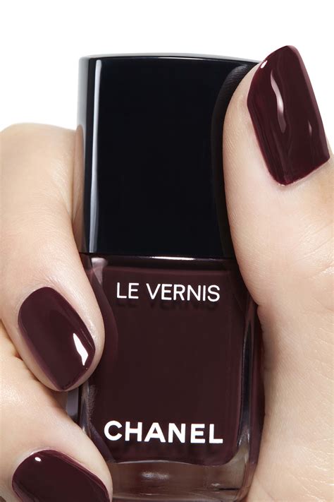 chanel le vernis nail colour 18 rouge noir 13ml|chanel particuliere nail polish.